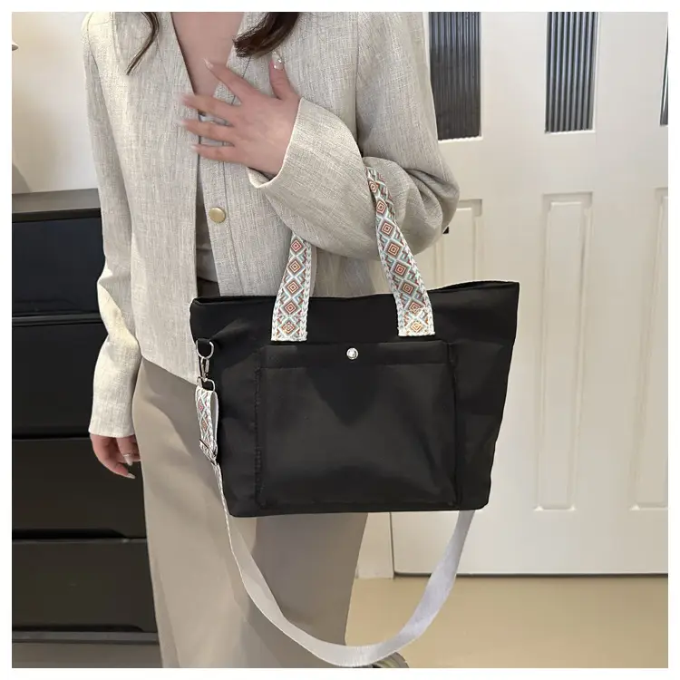 Vintage Red Canvas Shoulder Bag Women 2024 Luxury Large Capacity — feature 26