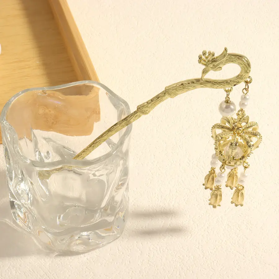 Flower Hairpin with Butterfly & Tassel Design
