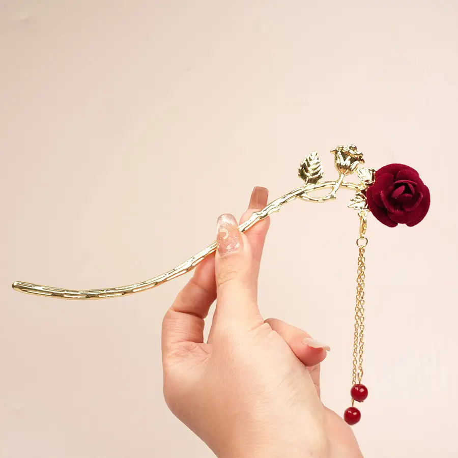 Flower Hairpin with Butterfly & Tassel Design