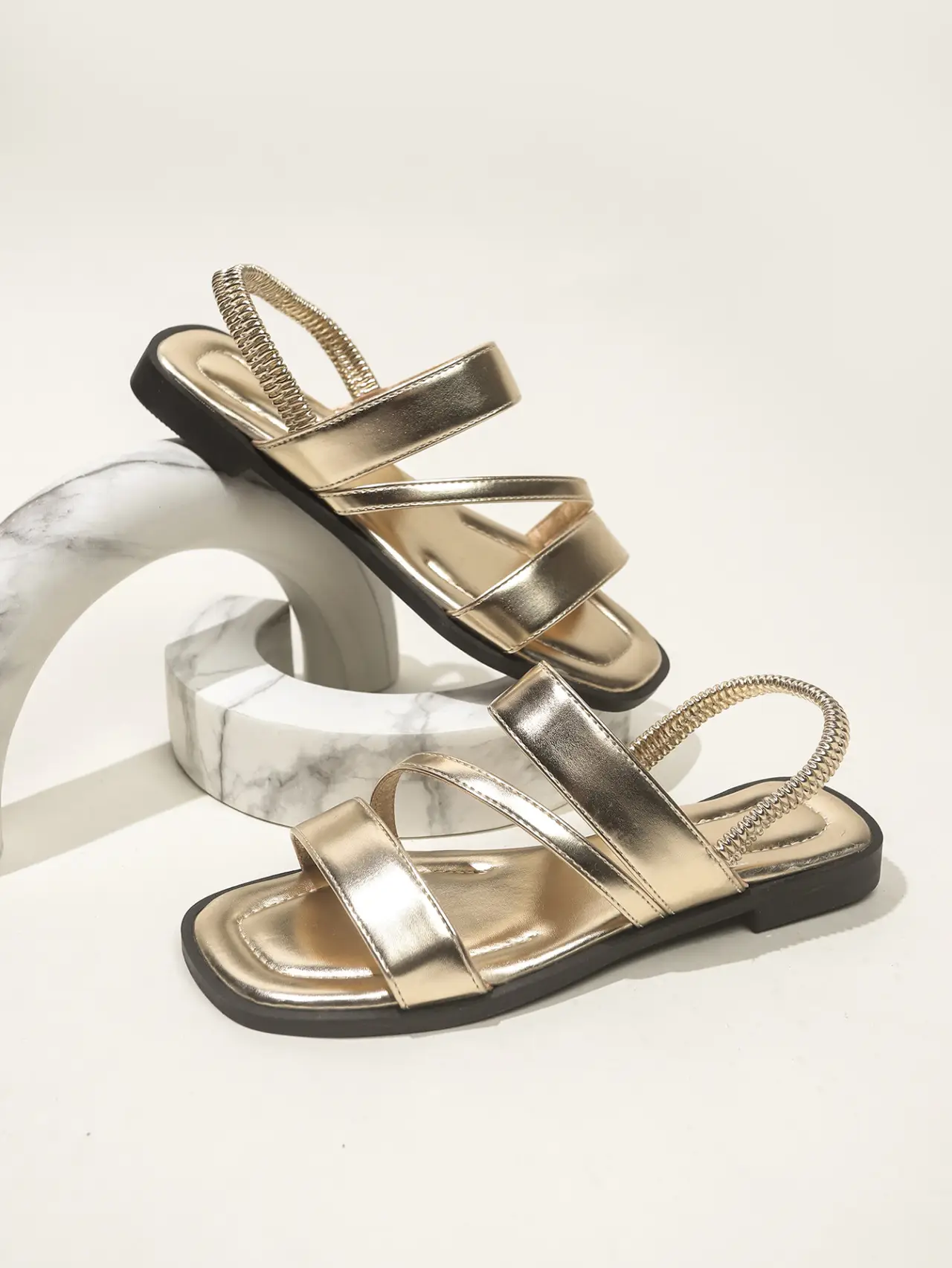Women Cross-Border Roman Sandals Plus Size 2025 — feature 1