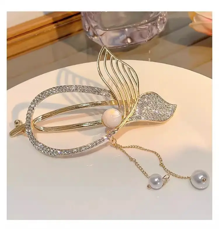 Rhinestone Fish Tail Hairpin Clip with Pearl Tassel — feature 10
