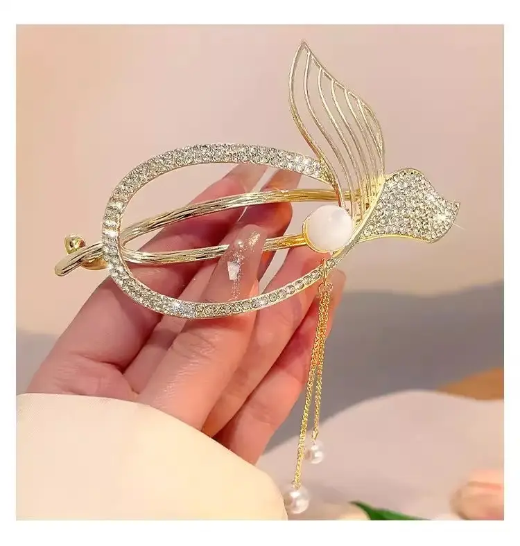 Rhinestone Fish Tail Hairpin Clip with Pearl Tassel — feature 8