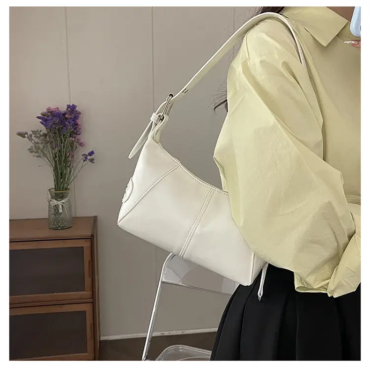 Black French Shoulder Bag for Women 2024 Spring — feature 11