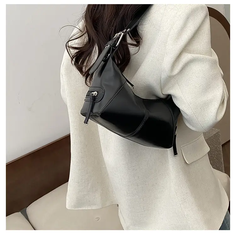 Black French Shoulder Bag for Women 2024 Spring — feature 15