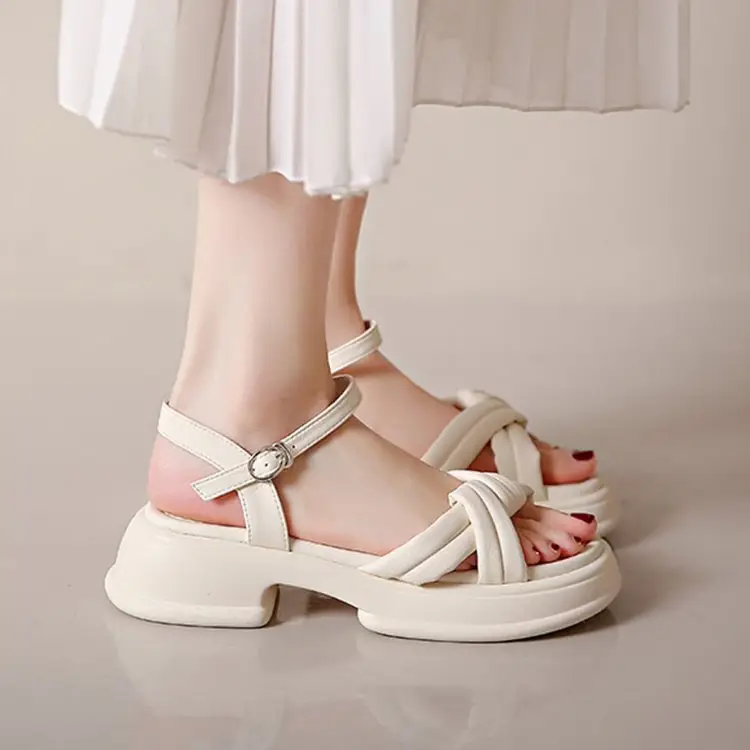 Women's Black Leather Roman Beach Sandals 2024 — feature 14