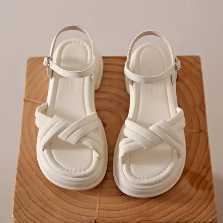 Women's Black Leather Roman Beach Sandals 2024 — feature 15