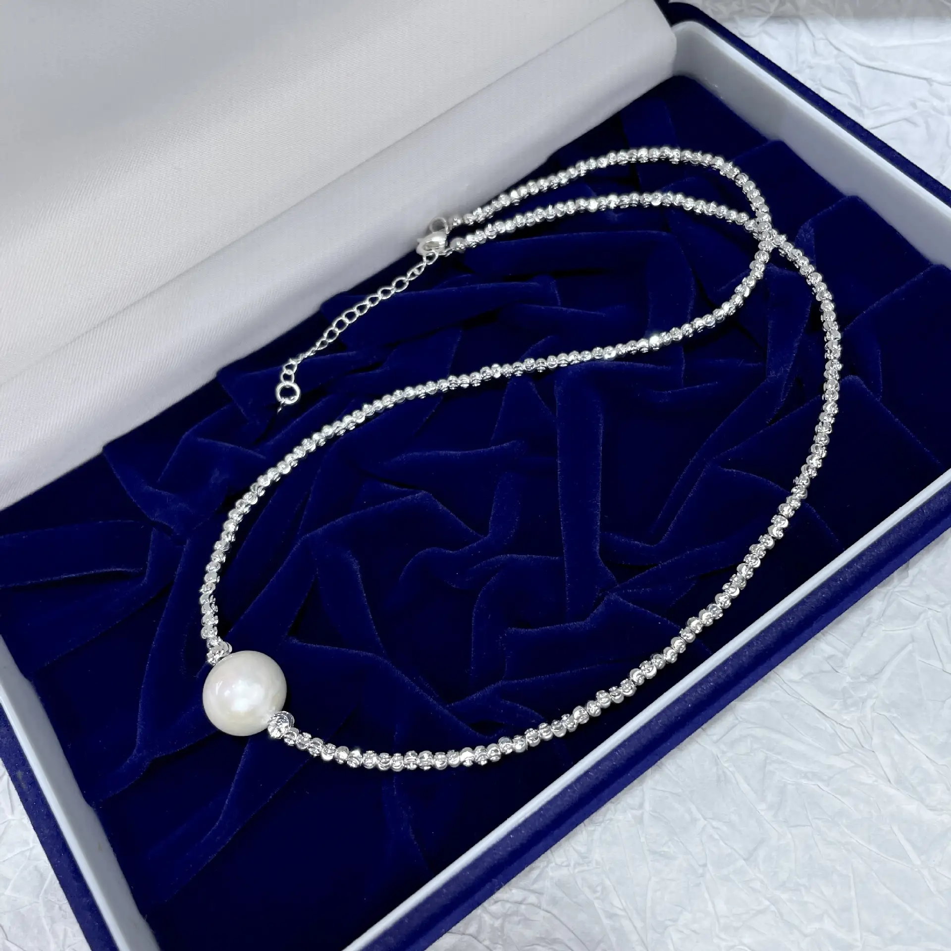 Natural Freshwater Pearl Broken Silver Necklace for Women - Image 5