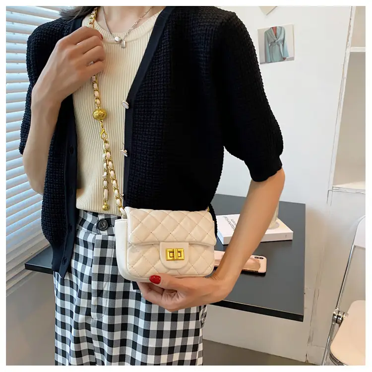 Women's Diamond Embroidered Mini Chain Bag White — feature 14