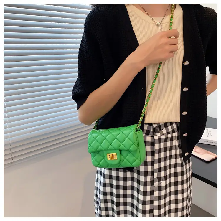 Women's Diamond Embroidered Mini Chain Bag White — feature 7