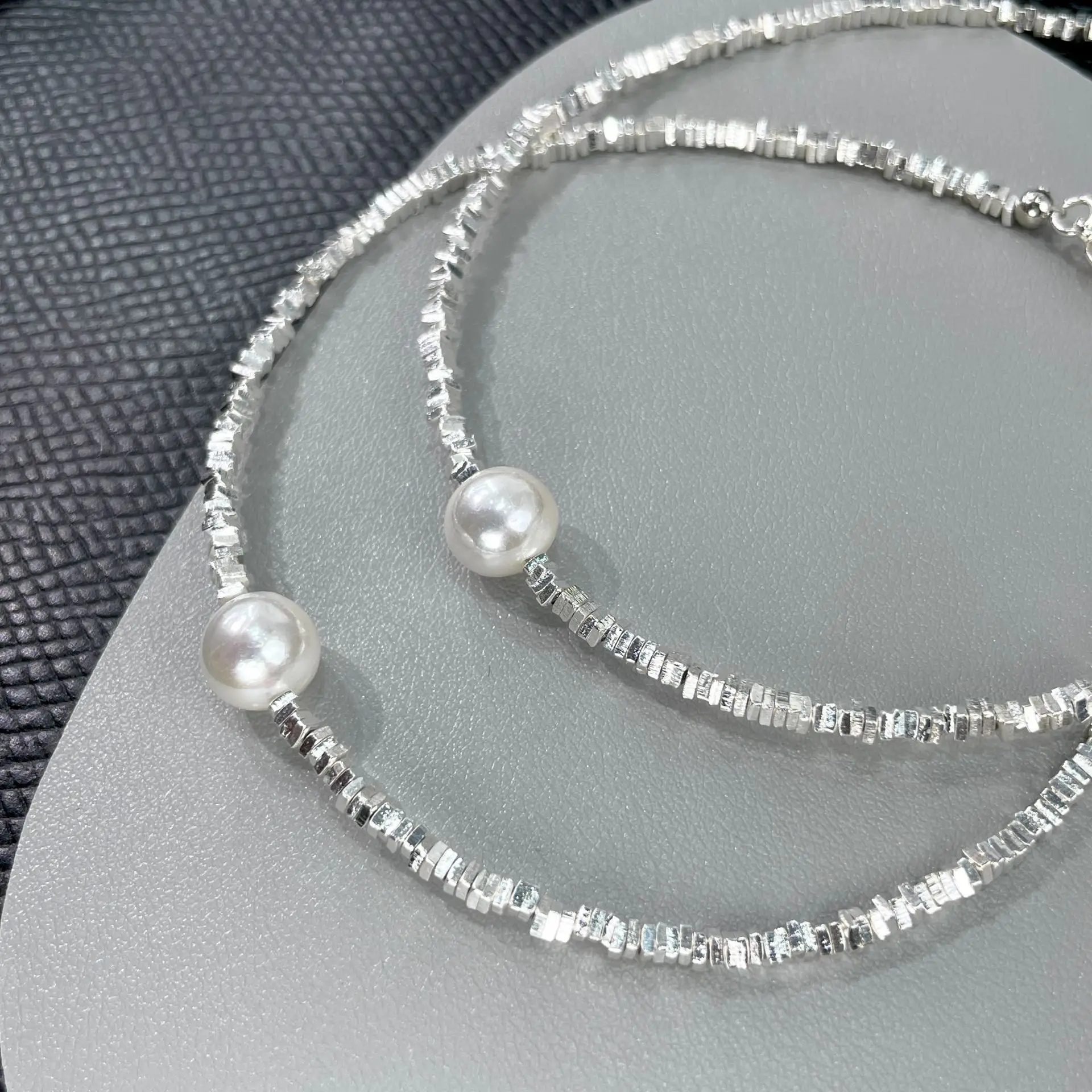 Broken Silver Pearl Bracelet for Women Summer Light
