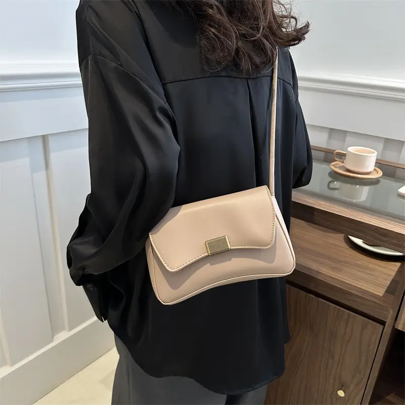 Trendy White Underarm Bag for Women 2024
