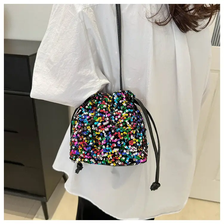 Women's Sparkly Chain Crossbody Bag 2024 — feature 24