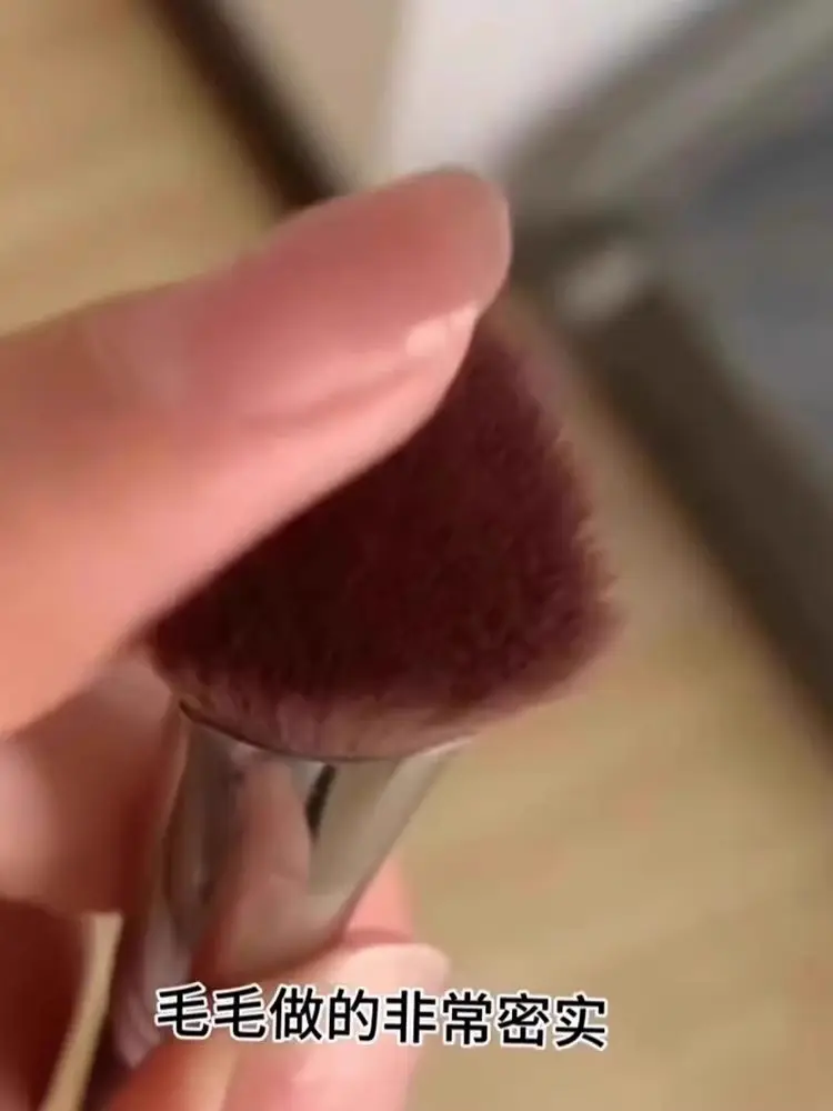 Triangle High Glow Iron Brush Brightening Brush Tear Groove Surface Medium French Pattern Concealer Brush Cangzhou Qingxian Pure White Makeup Brush — feature 14