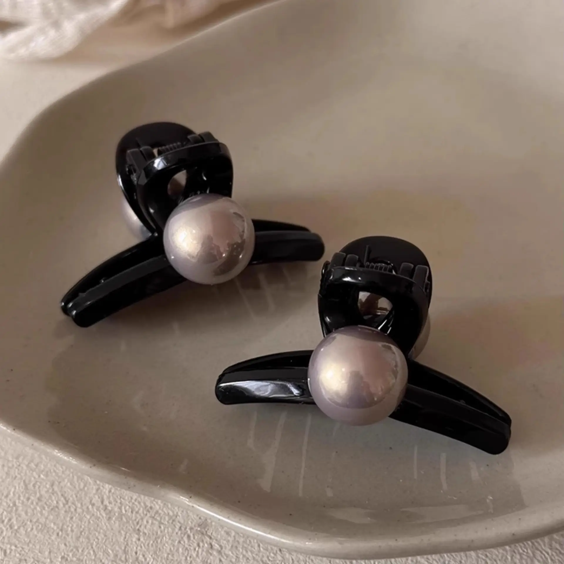Pearl Half Tie Hair Trumpet Clip for Women 2024 - Image 6