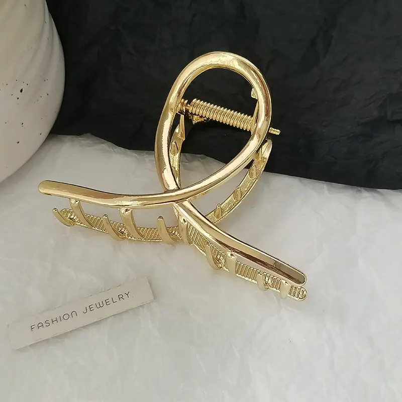 Silver Hollow Cross Hairpin for Women's Back Ponytail - Image 3