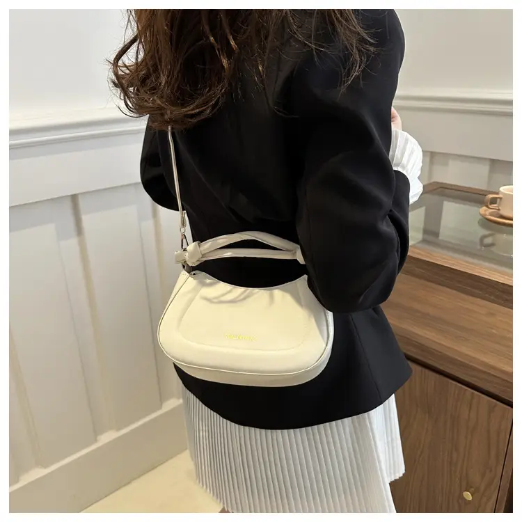 Pink Korean Style Shoulder Crossbody Bag for Women — feature 13