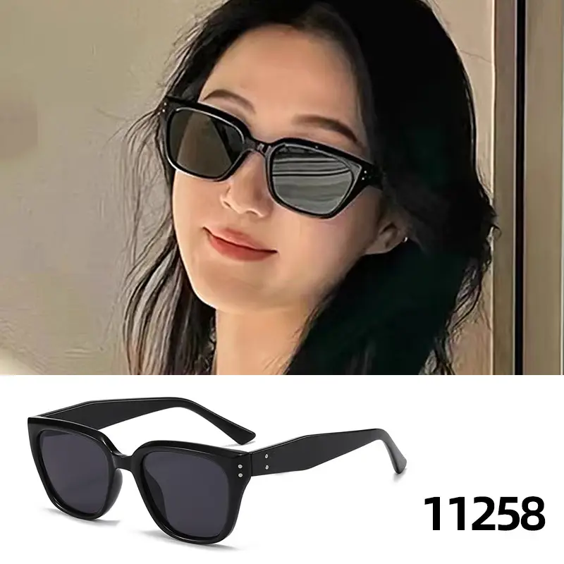 Women's Polarized UV400 Sunglasses Black 2327 - Image 5