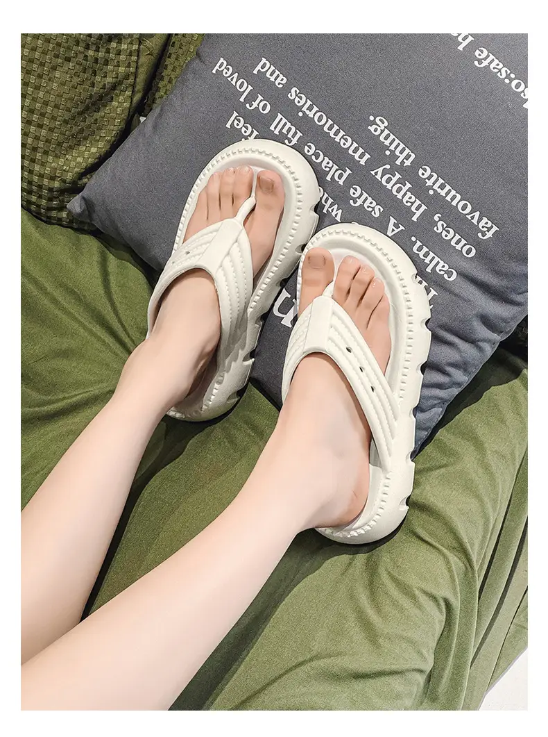 Women's Black Clip Flip Flops Lightweight Casual Beach Slippers Large — feature 21