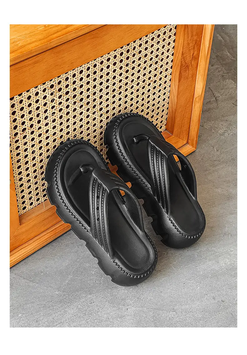 Women's Black Clip Flip Flops Lightweight Casual Beach Slippers Large — feature 5