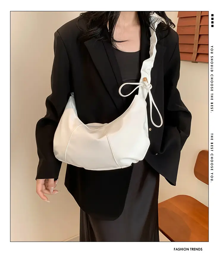Women's Black Leather Shoulder Crossbody Bag Large Capacity — feature 1