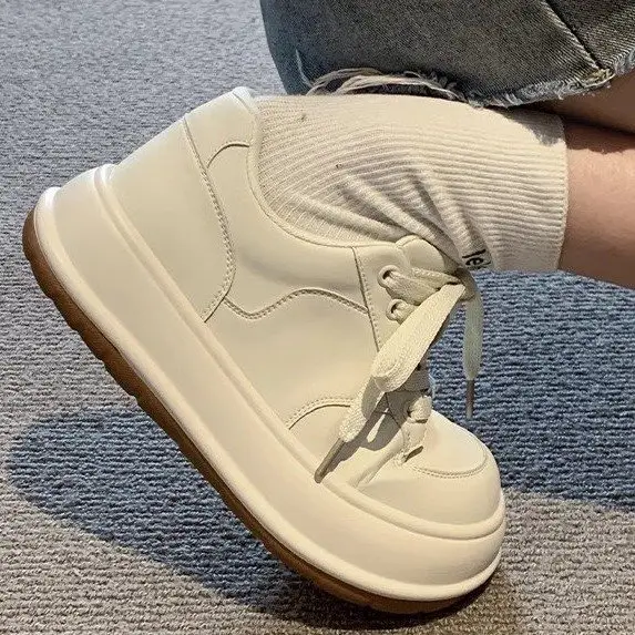 Women's White High-Top Casual Shoes 2024 Spring — feature 3