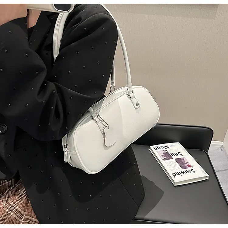White Leather Shoulder Bag for Women 2024 — feature 20