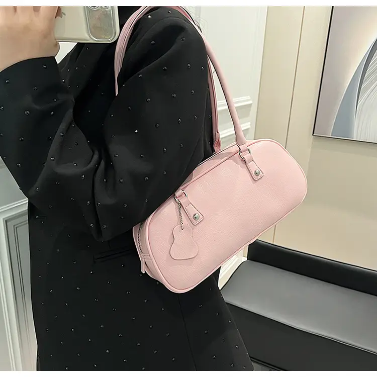 White Leather Shoulder Bag for Women 2024 — feature 24