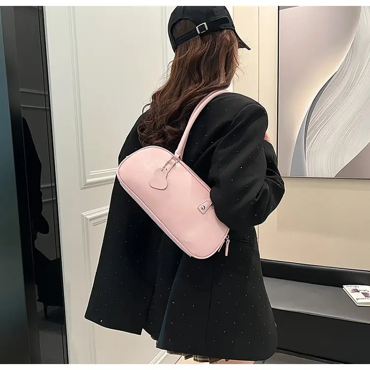 White Leather Shoulder Bag for Women 2024 — feature 27