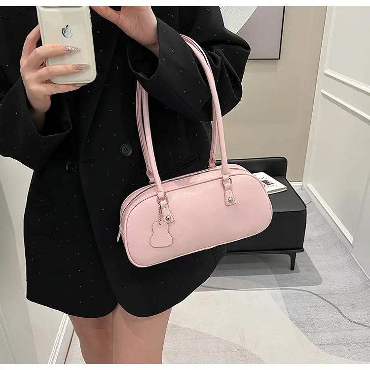 White Leather Shoulder Bag for Women 2024 — feature 29