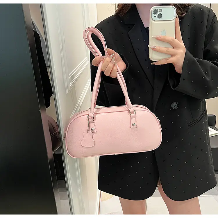 White Leather Shoulder Bag for Women 2024 — feature 30
