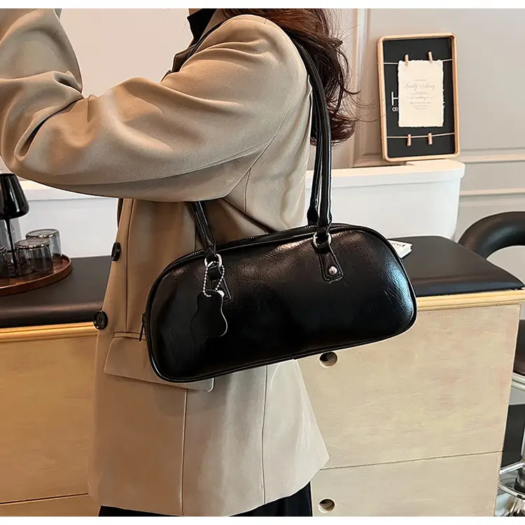 White Leather Shoulder Bag for Women 2024 — feature 34