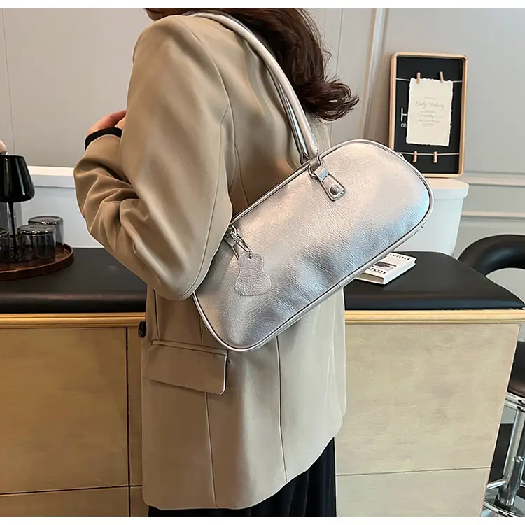 White Leather Shoulder Bag for Women 2024 — feature 39