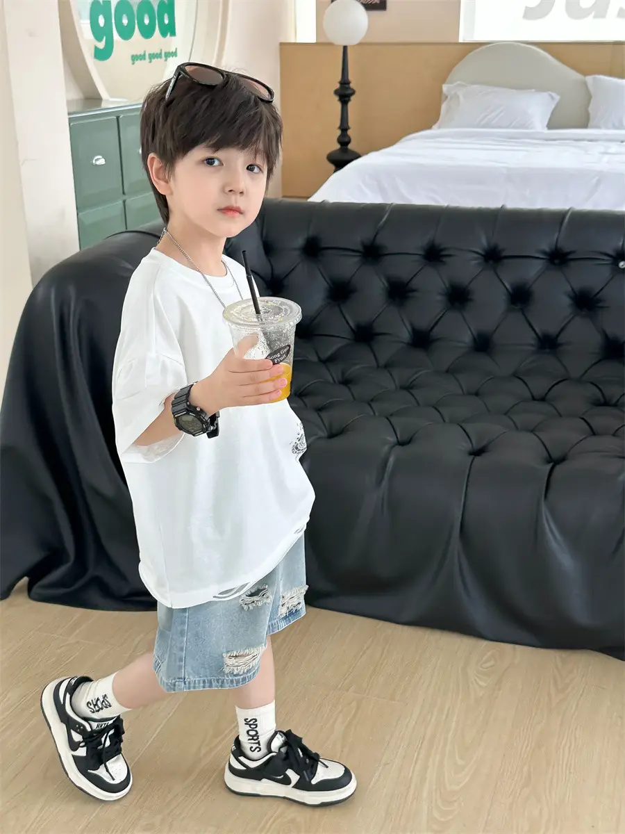 Boys White Short Sleeve T-Shirt Kids 2025 — feature 9
