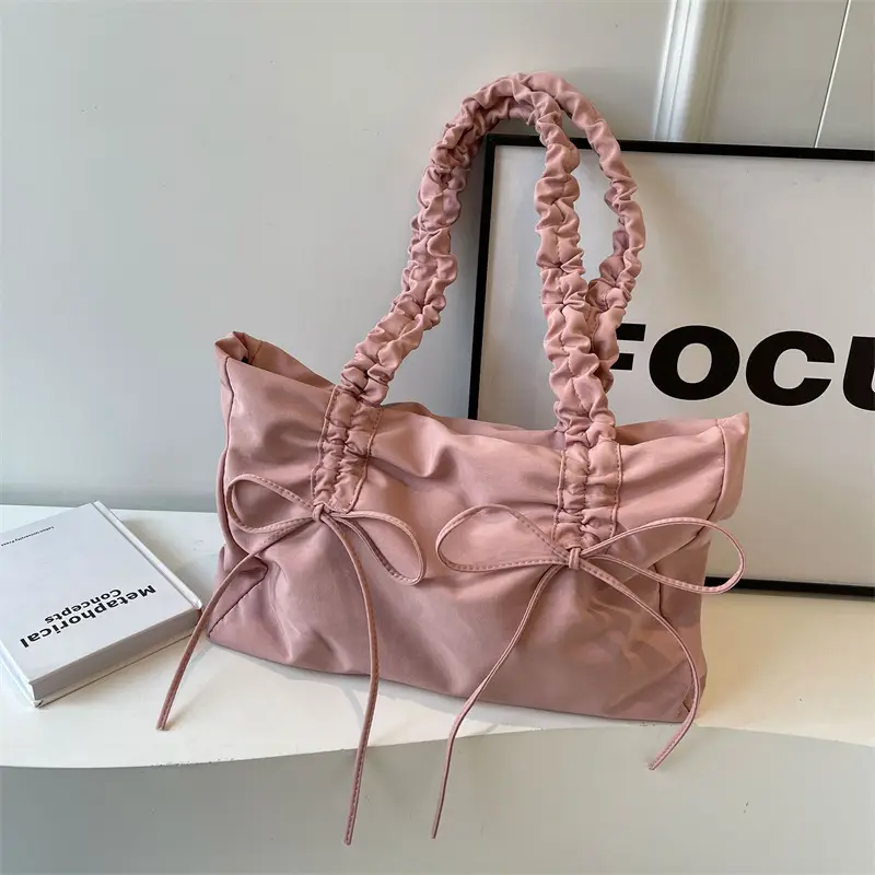 2024 Women's Pleated Shoulder Bag Black Large Capacity - Image 5