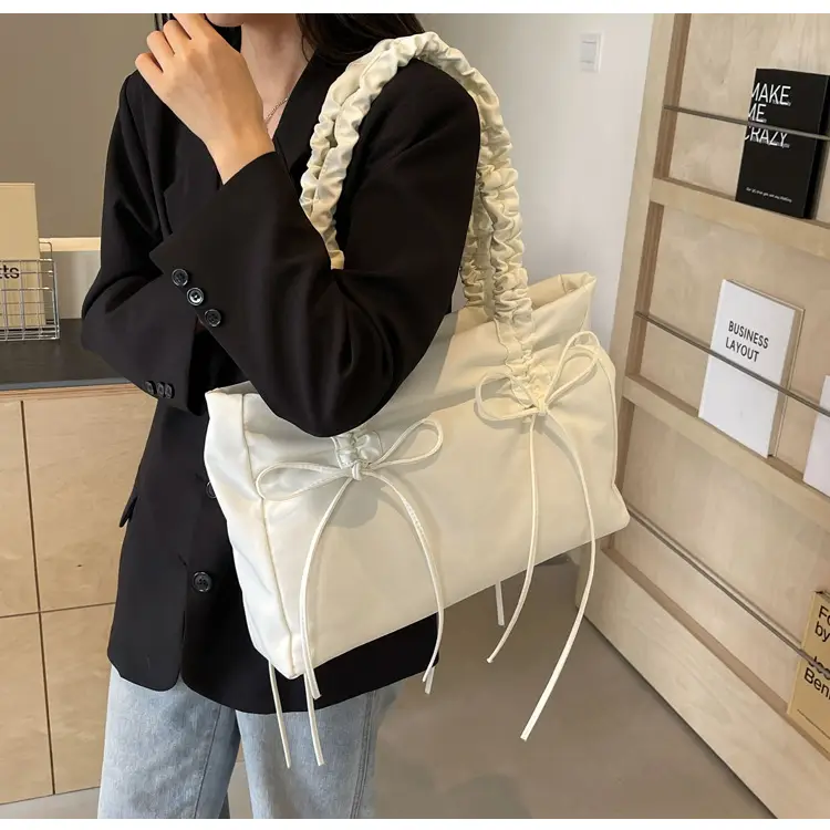 2024 Women's Pleated Shoulder Bag Black Large Capacity — feature 20