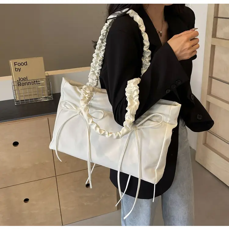 2024 Women's Pleated Shoulder Bag Black Large Capacity — feature 22