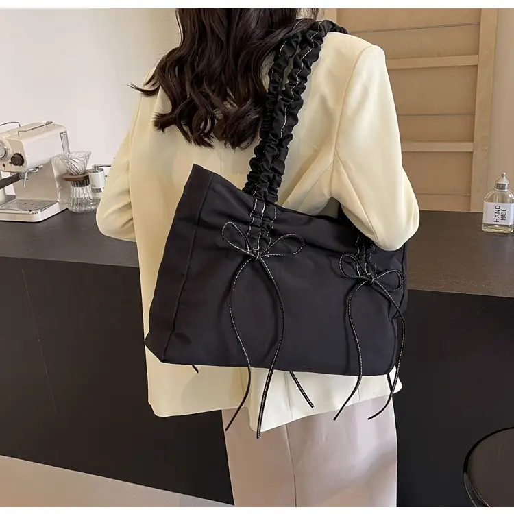 2024 Women's Pleated Shoulder Bag Black Large Capacity — feature 39