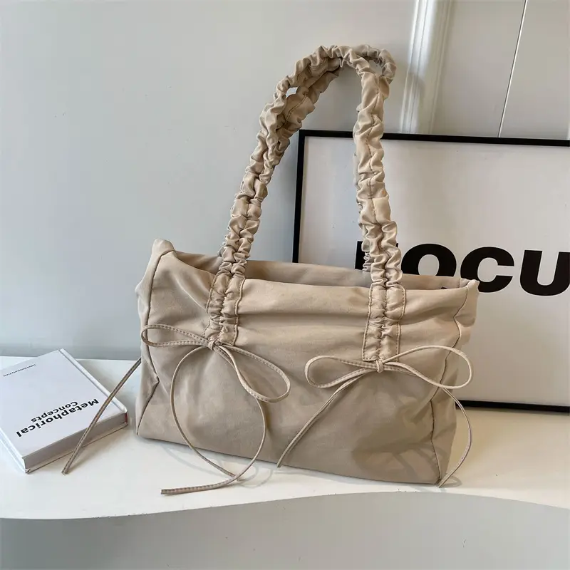 2024 Women's Pleated Shoulder Bag Black Large Capacity - Image 4