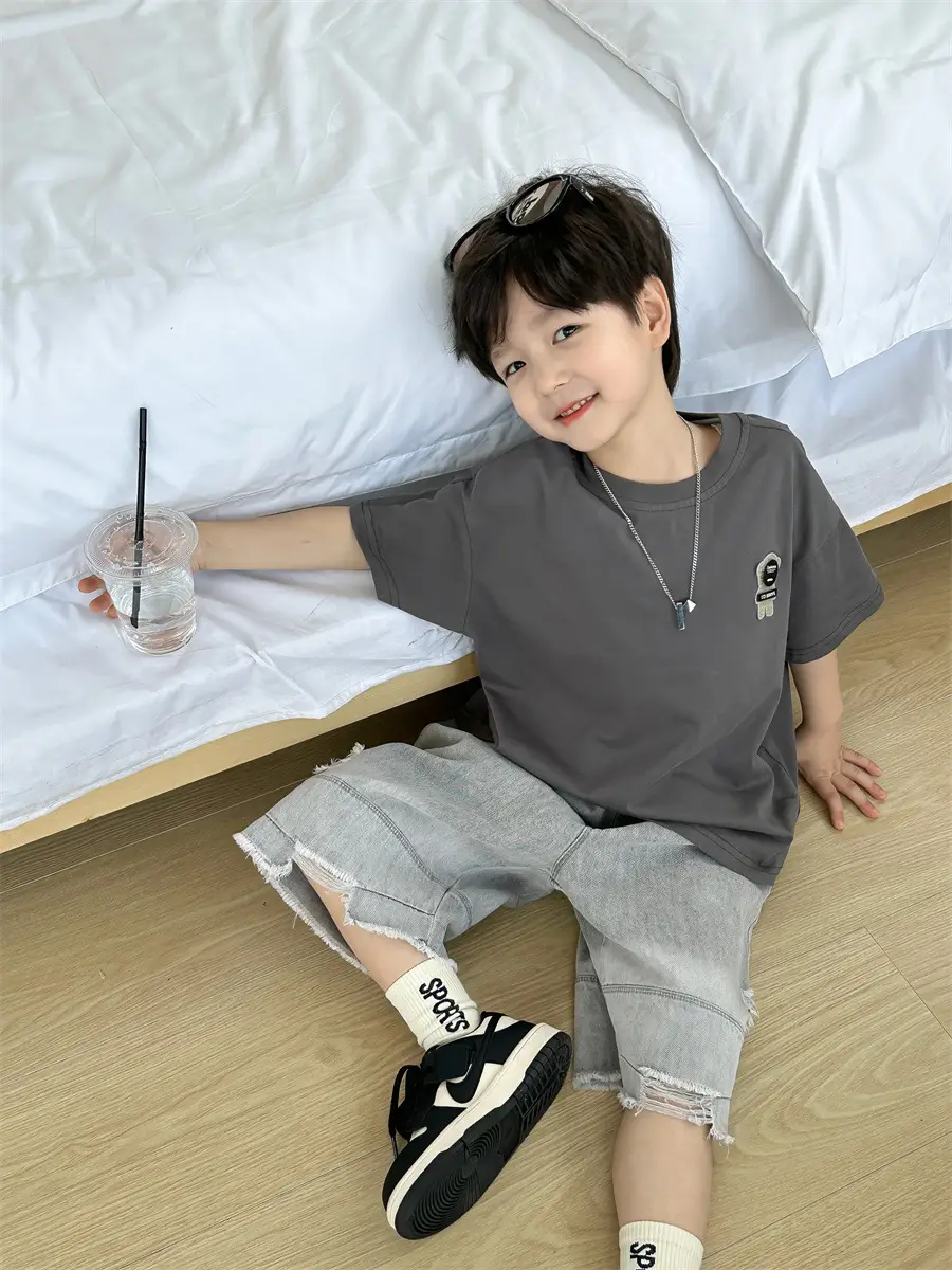 Boys Grey T-Shirt 2025 Kids Summer Wear — feature 18