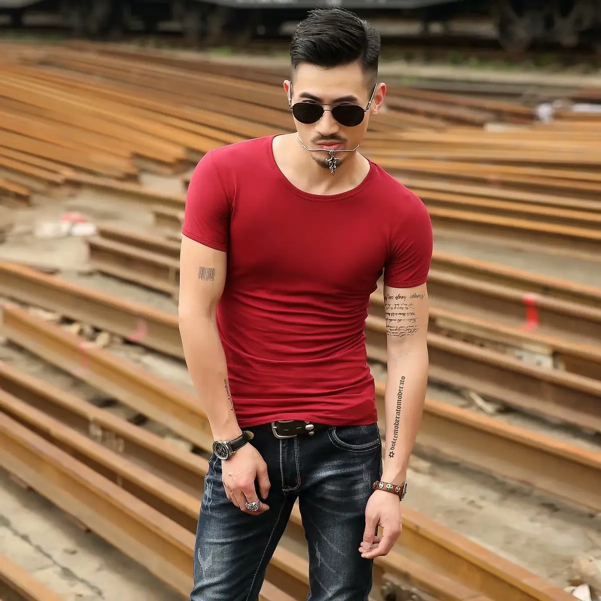 Men's Green Slim Fit T-Shirt Round Neck Short Sleeve - Image 2