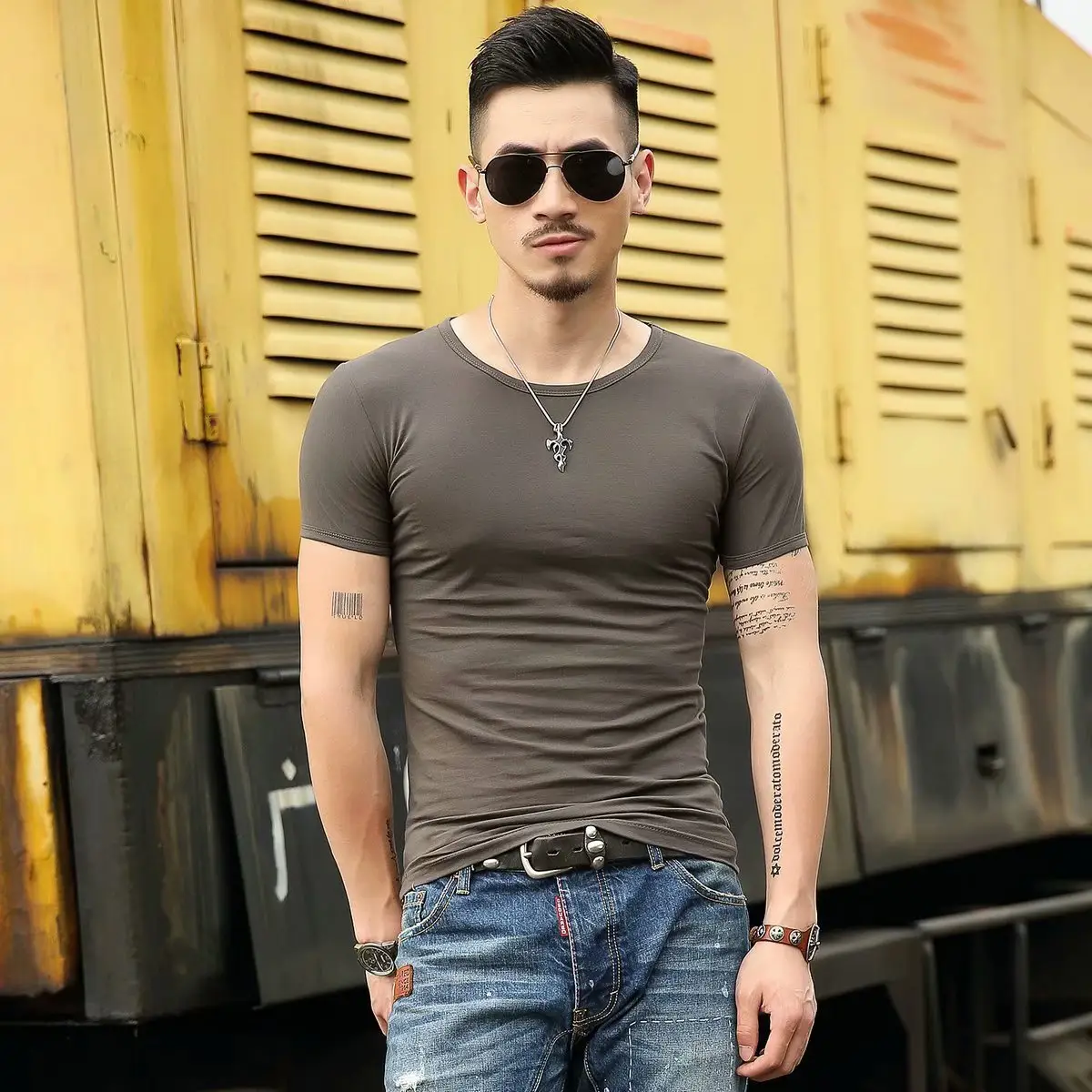 Men's Green Slim Fit T-Shirt Round Neck Short Sleeve - Image 8