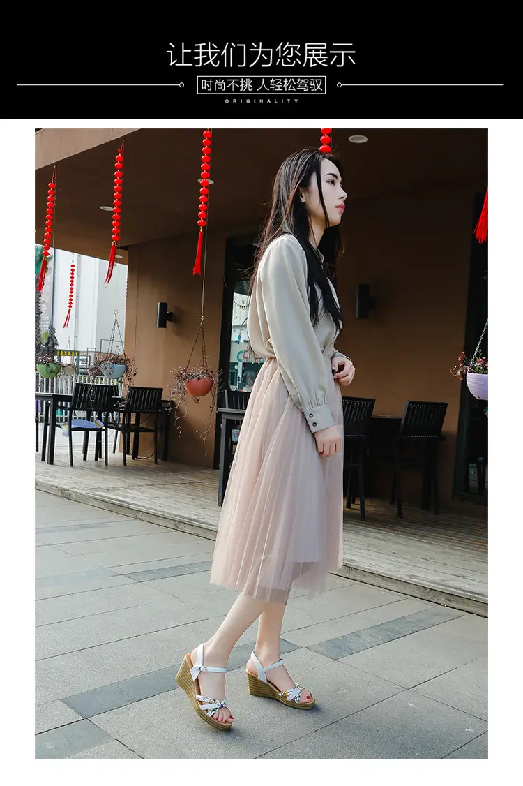 2024 Summer New Wedge Women's Sandals with Buckle Strap Fashionable Platform Heeled Waterproof Platform Roman Shoes Fashion Women's Shoes — feature 1