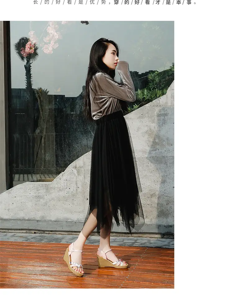 2024 Summer New Wedge Women's Sandals with Buckle Strap Fashionable Platform Heeled Waterproof Platform Roman Shoes Fashion Women's Shoes — feature 11