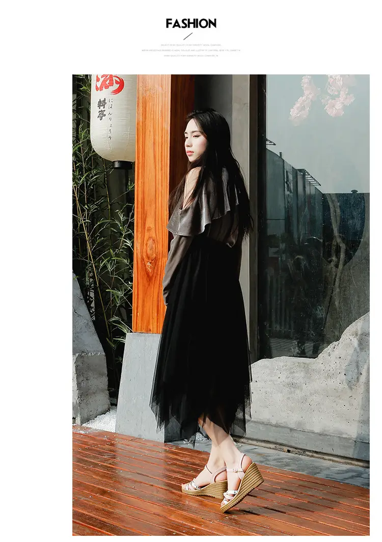 2024 Summer New Wedge Women's Sandals with Buckle Strap Fashionable Platform Heeled Waterproof Platform Roman Shoes Fashion Women's Shoes — feature 13