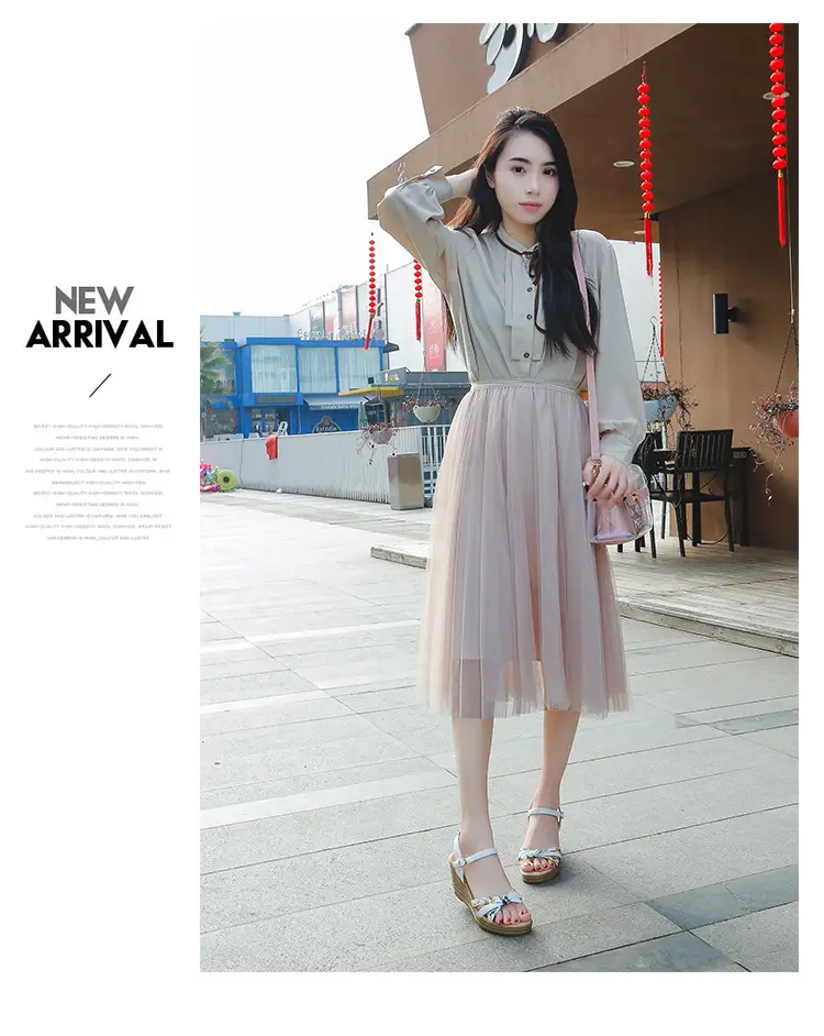 2024 Summer New Wedge Women's Sandals with Buckle Strap Fashionable Platform Heeled Waterproof Platform Roman Shoes Fashion Women's Shoes — feature 5