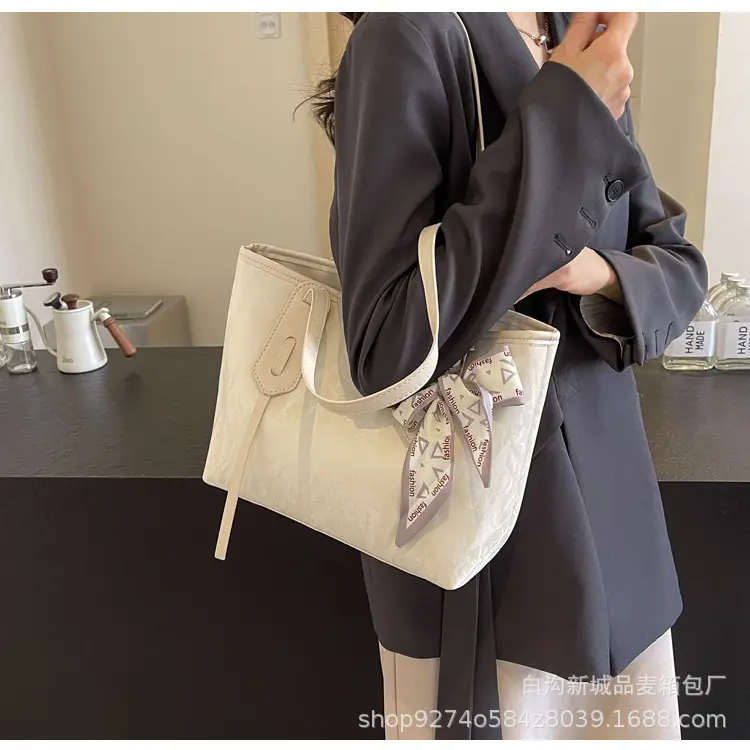 Women Detachable Silk Scarf Bag White Large Capacity — feature 17