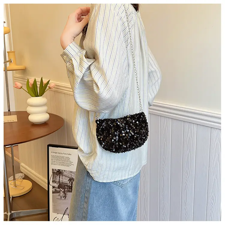 Black Sequined Chain Shoulder Bag for Women — feature 9