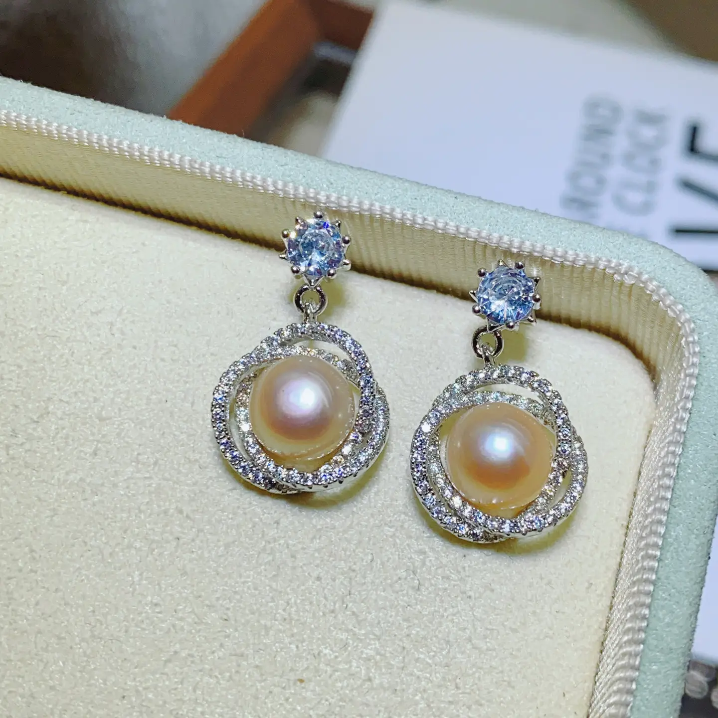 18K Gold Pearl Earrings Set for Women — feature 4