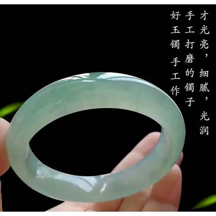Light Green Quartz Jade Bracelet for Women - Image 4