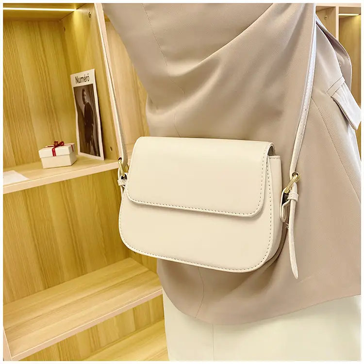Black Crossbody Bag for Women 2024 Spring — feature 37